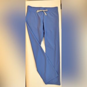 Figs Basic Scrub Pants.